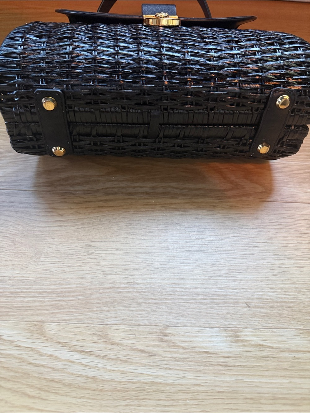 Veronica Beard black rattan and leather top handle w/ removable crossbody bag - Picture 8 of 8